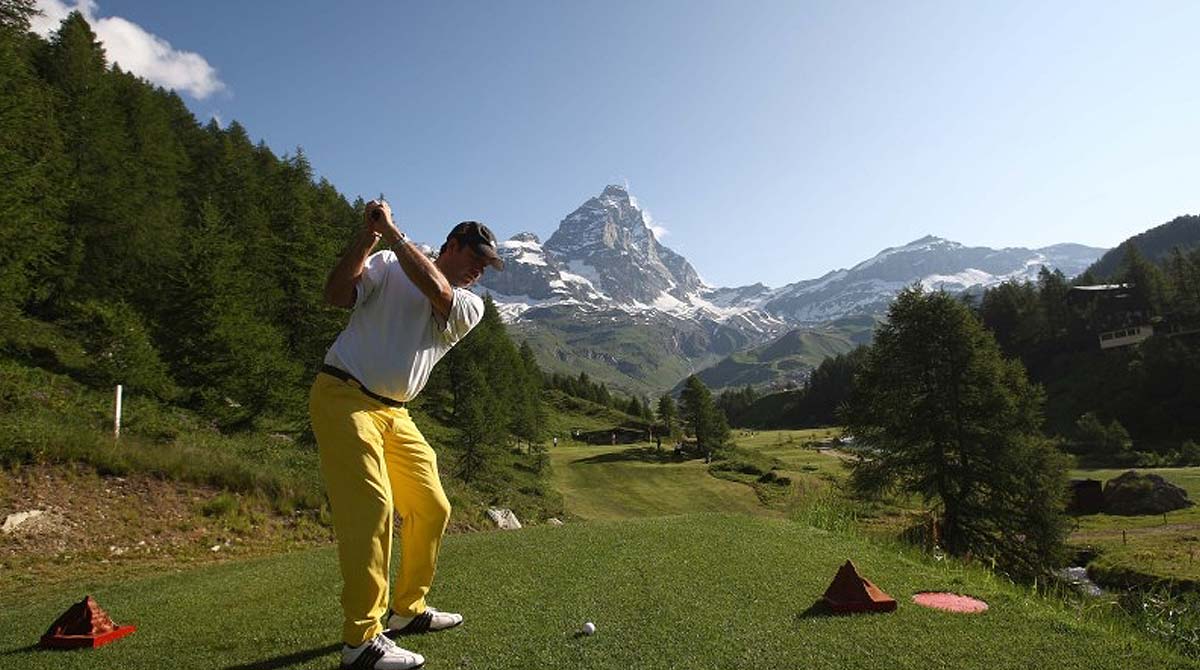 Hotel Edelweiss compétitiond de golf avec Golf Club du Cervin